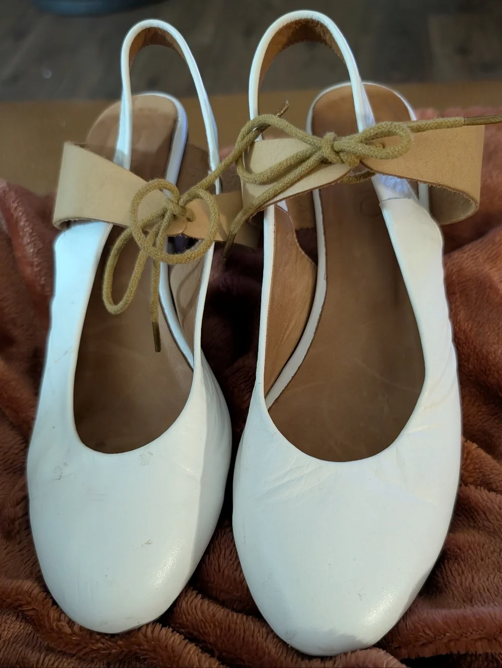 Bueno Nanci Slingback Heels - Picture 2 of 9